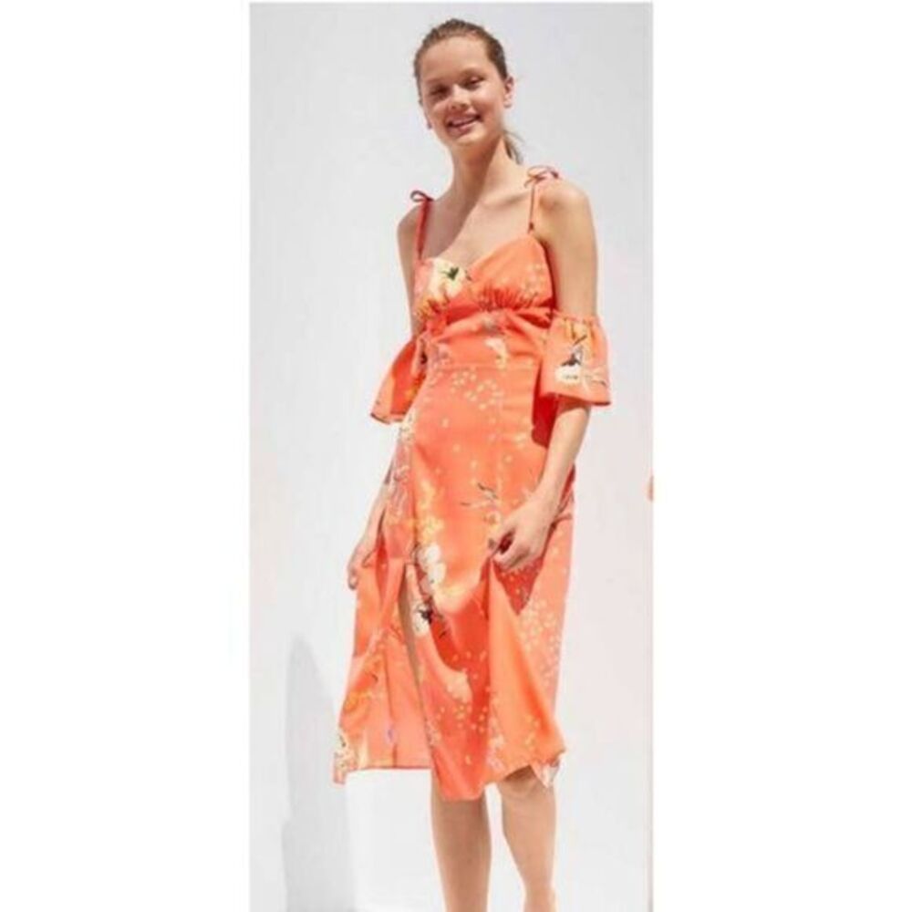 URBAN OUTFITTERS NWT Orange Boardwalk Off-The-Shoulder Midi Dress SMALL